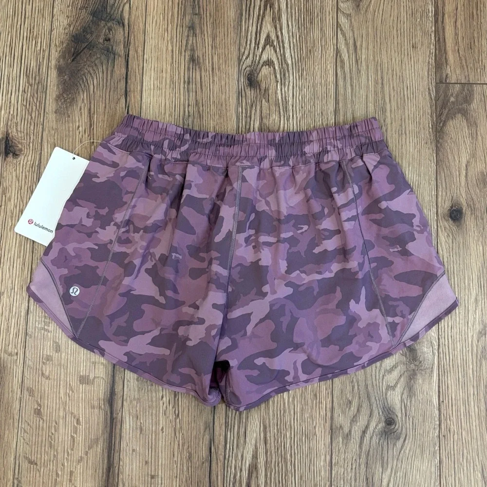 NWT Lululemon Hotty Hot Low Rise Shorts 4